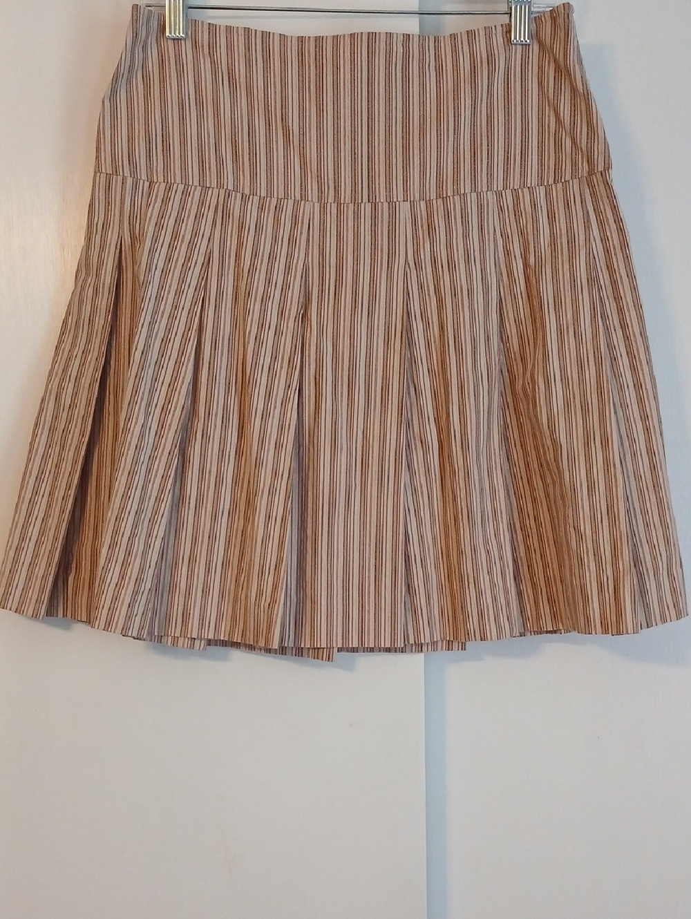 ANTONIO MELANI Tan and Cream Striped Circle Skirt in Size 6